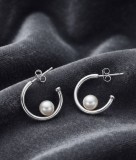 Cumpara ieftin Cercei din Argint 925 , zPure Pearl Orbit, - Semi-Tortite Elegante cu Perle Albe