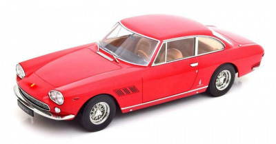 Macheta auto Ferrari 330 GT 2+2 1964 rosu, 1:18 KK Scale foto