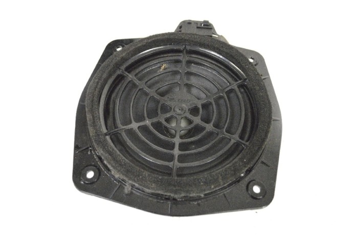 Difuzor ușă st&acirc;nga spate AUDI TT 8J3 2009 OEM: 8H0035411B 11715256