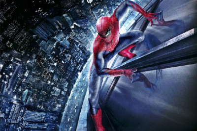 Fototapet autocolant Spider Man in ascensiune, 300 x 250 cm foto