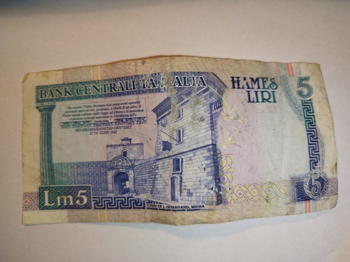bnk bn Malta 5 lire (1997-1999) circulata