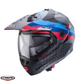 Cumpara ieftin Casca modulabila pentru scuter - motocicleta (flip-up)/adventure Caberg model Tourmax X SV Sarabe K9 gun metal (titanium)/negru/BMW colours mat Pinloc
