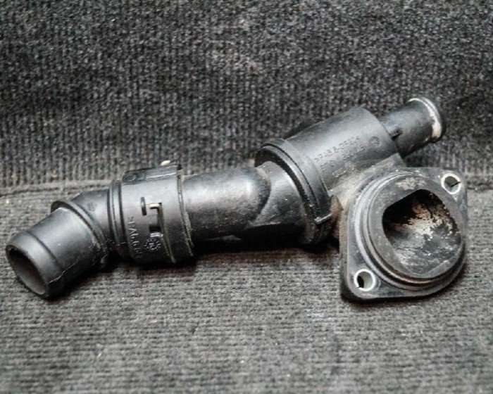 Termostat VW PASSAT B6 3C2 2007 OEM: 1J0121619 1932806