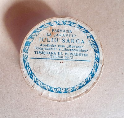 F498-Cutie medicamente vechi Timisoara Farmacia La Arapul- Iuliu Sarga Elisabet. foto
