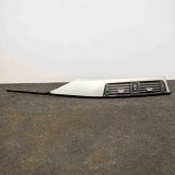 Gura de ventilație planșa de bord BMW 3 F30, F80 2011 OEM: 9218552 2082308