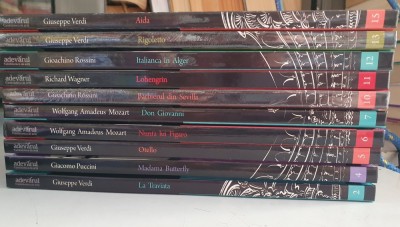 10 volume din seria &amp;quot;Mari Spectacole de Opera &amp;quot; , carte + Cd + DVD - Editura Adevarul, 2010 foto
