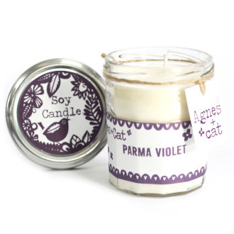Pachet 6 bucatii Lum&acirc;năre din ceara de soia &icirc;n borcan &ndash; Parma Violet , 220 ml, timp de ardere 50 h