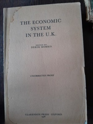 The economic system in the U.K - Derek Morris (Sistemul economic din U.K.) foto