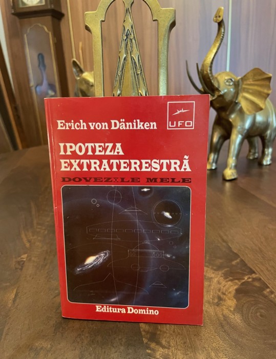 Erich von Daniken - Ipoteza Extraterestra