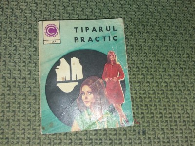 TIPARUL PRACTIC foto