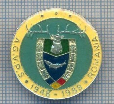AX 138 INSIGNA VANATOARE SI PESCUIT SPORTIV PERIOADA RSR -A.G.V.P.S -1948-1988