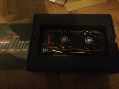 Placa video ATI Radeon R9 280x 3 GB 384 biti foto