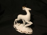 Decor / Vintage / Colectie - Bibelou din portelan romanesc perioada comunista !