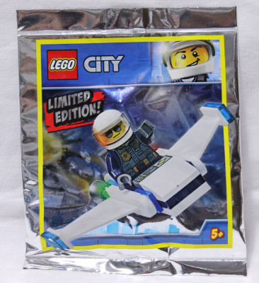 LEGO CITY Police Officer and Jet 951901 Limited Edition Polybag foto