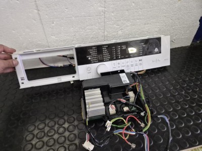 Placa electronica cu modul inverter masina de spalat Grundig GWN37430 model / R3 foto