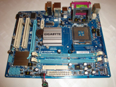 Placa de baza Gigabyte GA-G31M-ES2L LGA 775 DDR2 video on board foto