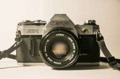 Canon AE-1 body + FD 50mm f/1.8 foto