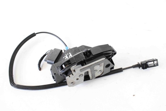 &Icirc;ncuietoare ușă st&acirc;nga față FORD C-MAX II DXA/CB7, DXA/CEU 2017 OEM: AM5A-U21813-DF 4074583