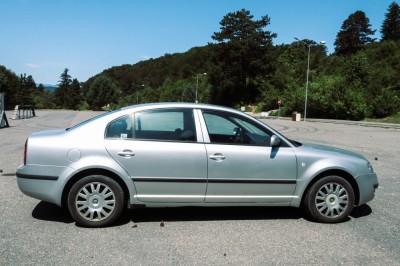 V&amp;acirc;nd Skoda Superb foto