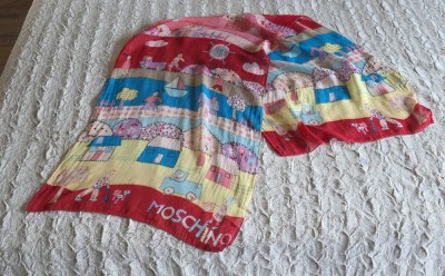 ESARFA VINTAGE DIN MĂTASE, MOSCHINO foto