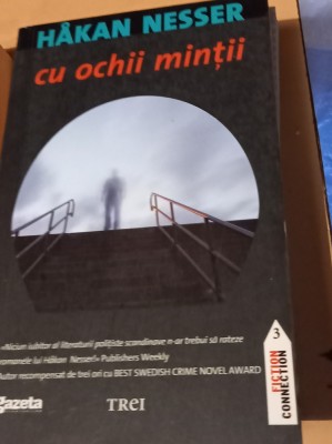 CU OCHII MINTII HAKAN NESSER foto