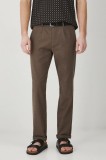 Medicine pantaloni din in barbati, culoarea maro, drept