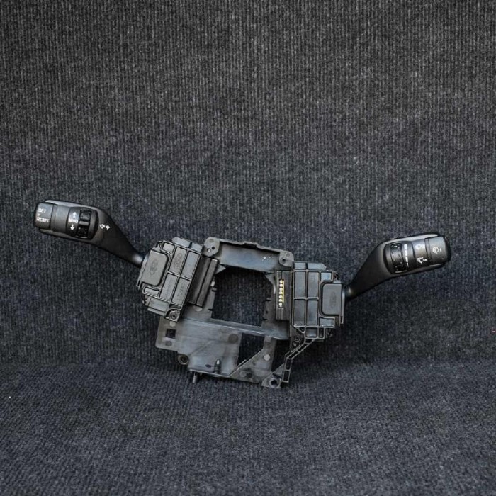 Maneta semnalizare ștergătoare FORD KUGA I 2011 OEM: 4M5T-13N064-HJ 1985000