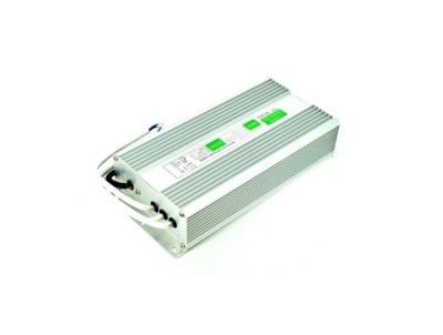 Invertor 220V-12V 300W 25A IP67 foto