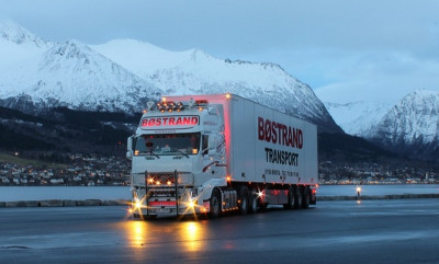 Angajam soferi categoria B pentru transport marfuri generale foto