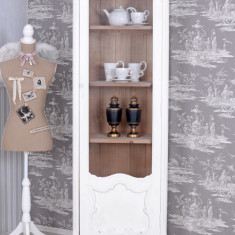 Vitrina Shabby Chic din lemn masiv alb antichizat HMA002