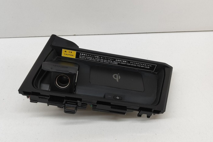 Stație de &icirc;ncărcare wireless LEXUS UX _AA1_, _AH1_, _MA1_ 2020 OEM: 861C0-76010,10R-0312895 28076472