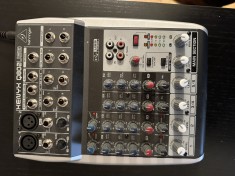 Mixer Q802USB XENYX Behringer foto