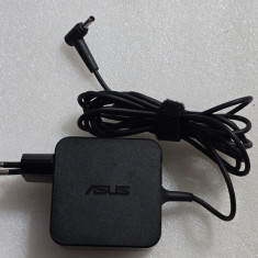 Incarcator laptop Asus 19V 2.37A 45W ADP-45BW C mufa 4.0x1.35 mm