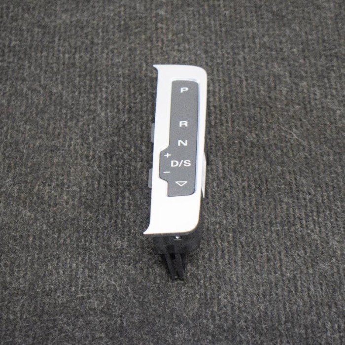 Alt modul de control AUDI A5 8T3 2012 OEM: 8R2713463 | 10692261