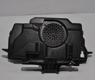 Subwoofer AUDI Q5 8R 2009 OEM: 8R0035382C 1409434 foto