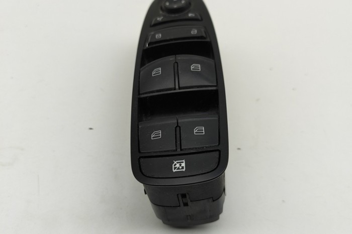 Buton geam ușă dreapta față MERCEDES-BENZ X - Class 2018 OEM: 25401-5XA0C | 31646173