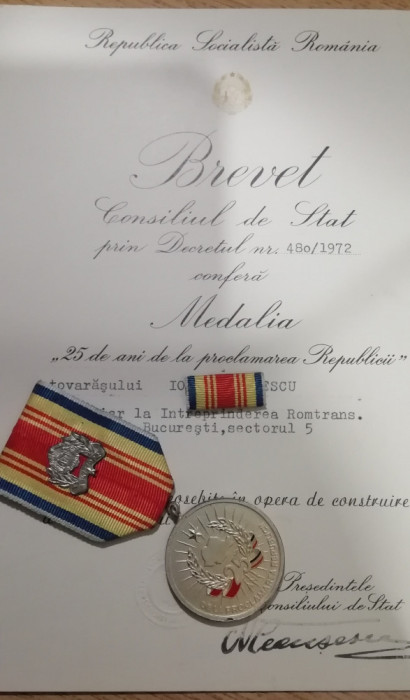 M1 DB - Decoratie cu brevet - 25 de ani de la proclamarea Republicii + bonus