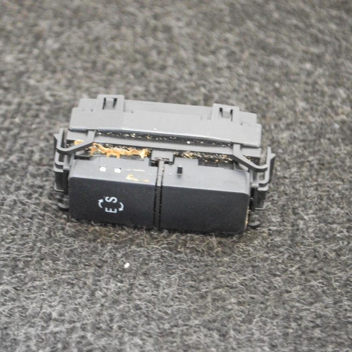 Comutator MERCEDES-BENZ E W212 2011 OEM: A2129054900 4149964