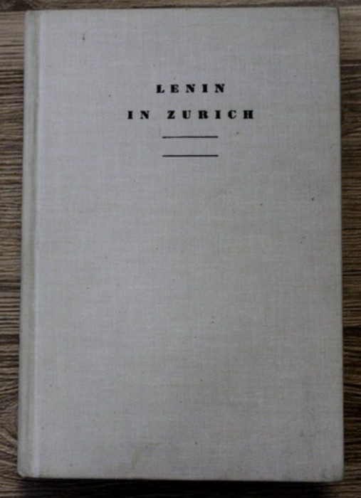 Alexander Solzhenitsyn - Lenin in Zurich