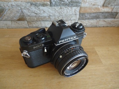 Pentax MV1 35 mm (1980), Asahi 1:1.7 F=50 mm, SLR. foto