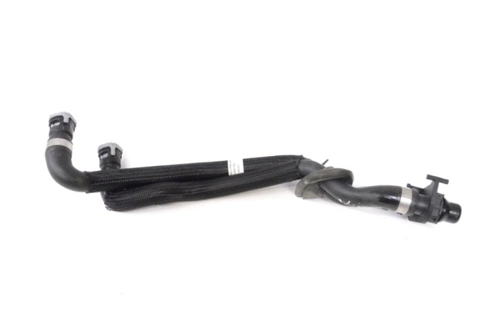Furtun de lichid de răcire LAND ROVER RANGE ROVER EVOQUE L551 2019 OEM: K8D2-18C266-BA 14910647