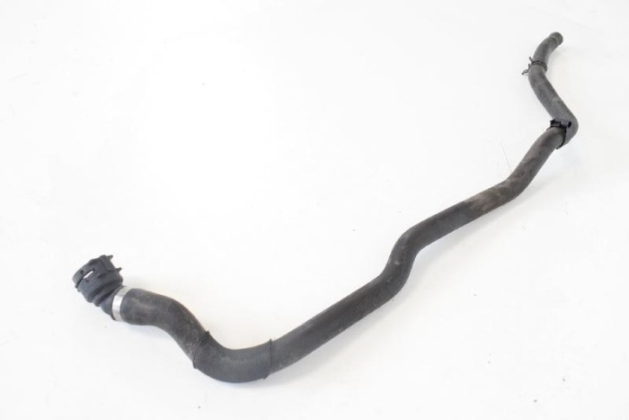 Furtun de lichid de răcire BMW 4 Cabrio F33, F83 2015 OEM: 9243891 10013259