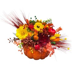 Aranjament floral de toamna sau Halloween , in dovleac , decor handmade cu flori artificiale si naturale uscate