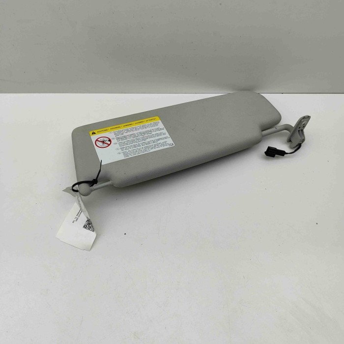 Parasolar dreapta VW PASSAT Variant B7 365 2012 OEM: 3C0857552L 31045171