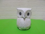 BUFNITA sculptata in lemn si pictata manual , OWL vintage