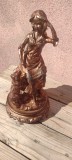 Statueta /cositor patinat.