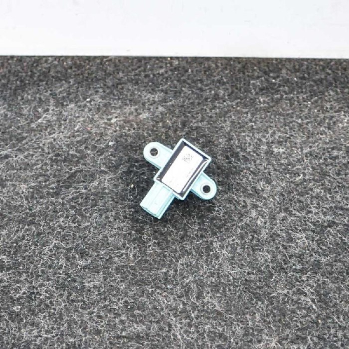 Senzor de impact st&acirc;nga față AUDI A4 Avant 8K5, B8 2010 OEM: 8K0955557C 2953329