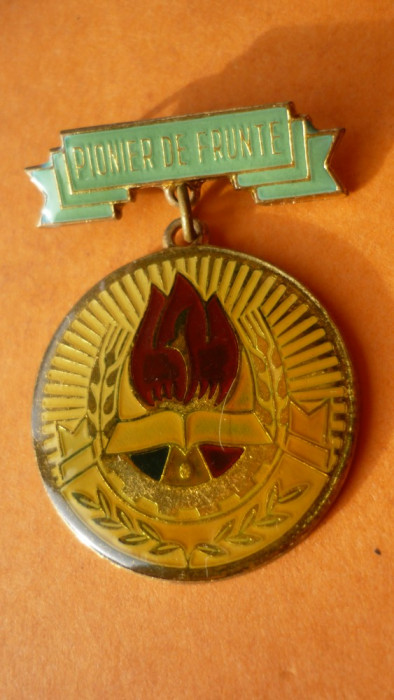 INSIGNA PIONIER DE FRUNTE