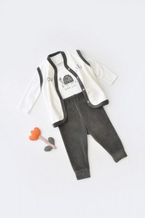 Set 3 piese Broscuta cu body, pantalonasi si vestuta din 80%bumbac organic si 20% poliester - Antracit, BabyCosy (Marime: 6-9 luni)