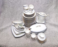 set serviciu de masa KRAUTHEIM portelan anii &#039;40 albastru auriu 67 piese